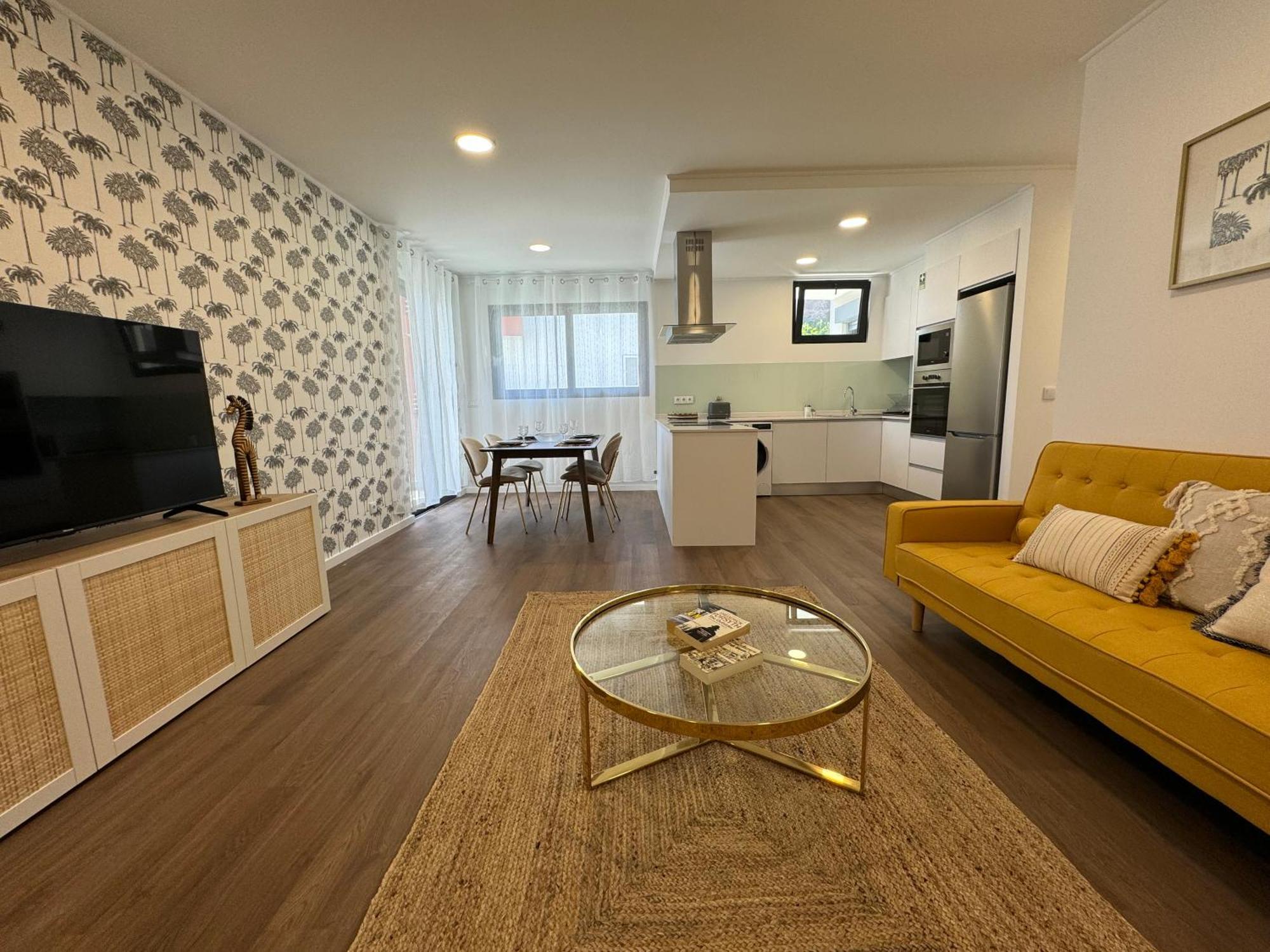 Apartment In Virtudes I